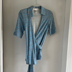 Diane Von Furstenberg Blue Chain Print Top